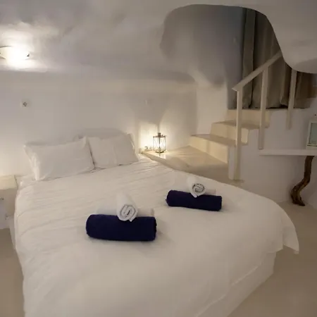 Sunset View Santorini - With Outdoor Jacuzzi *