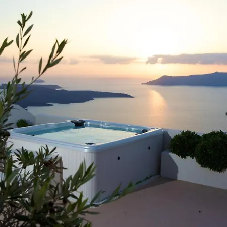 Sunset View Santorini - With Outdoor Jacuzzi