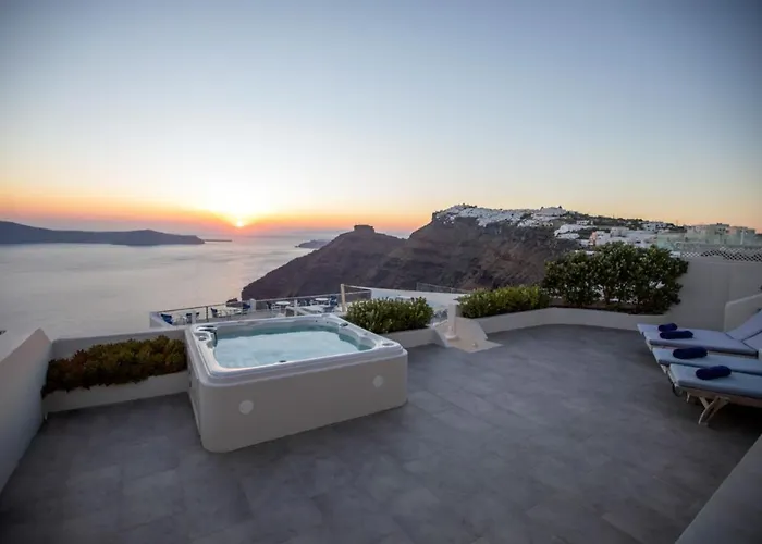 Sunset View Santorini - With Outdoor Jacuzzi 別荘 フィロステファニ