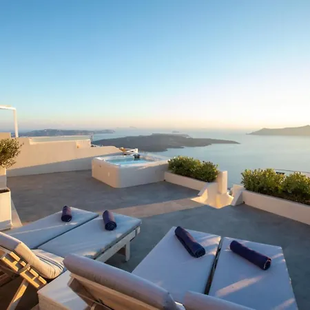 Sunset View Santorini - With Outdoor Jacuzzi フィロステファニ
